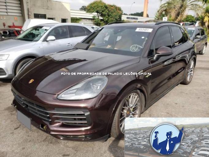 PORSCHE CAYENNE 22/23